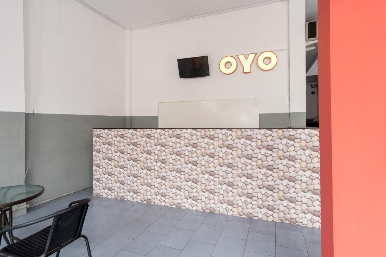 Oyo 447 Hutasimo Residence Medan Exteriér fotografie