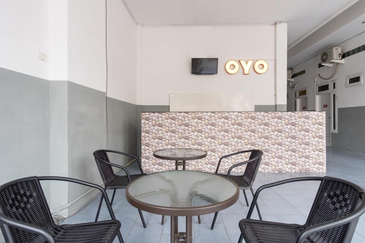 Oyo 447 Hutasimo Residence Medan Exteriér fotografie