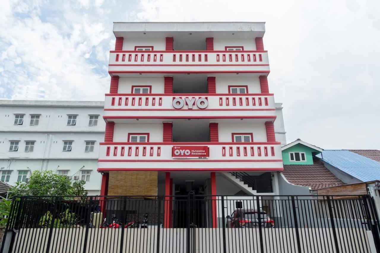 Oyo 447 Hutasimo Residence Medan Exteriér fotografie